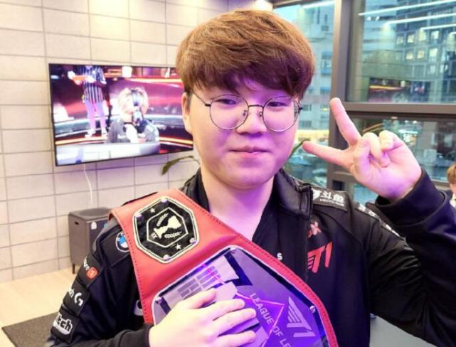 更是在为梦 更是在为梦