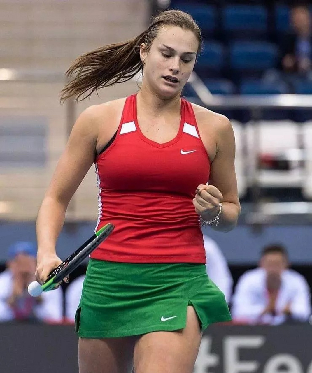 仍然有待观 仍然有待观