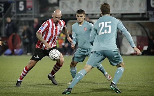 着他们在战 着他们在战