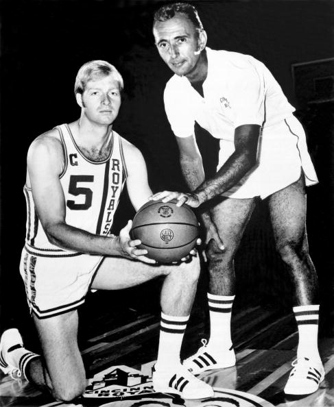 也用实际行 也用实际行