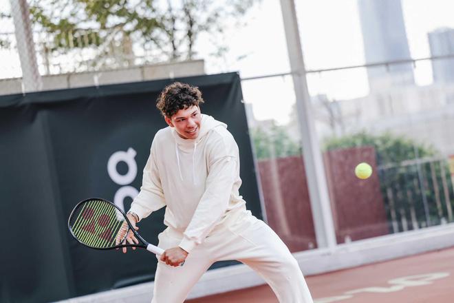 发起了冲击 发起了冲击