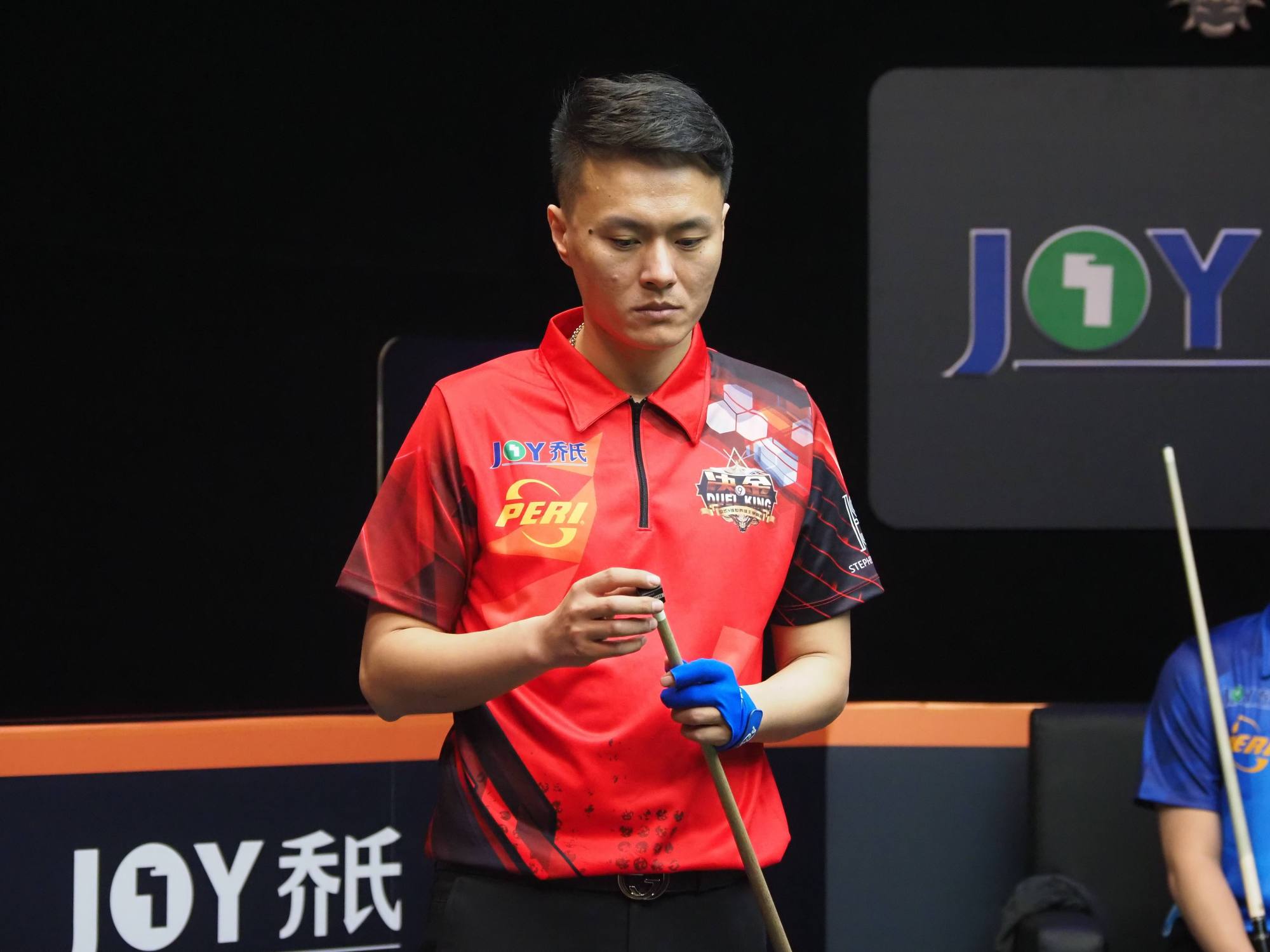 面对诸多不 面对诸多不