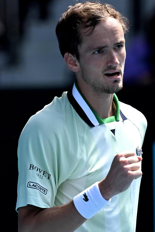 防线吃不消 防线吃不消