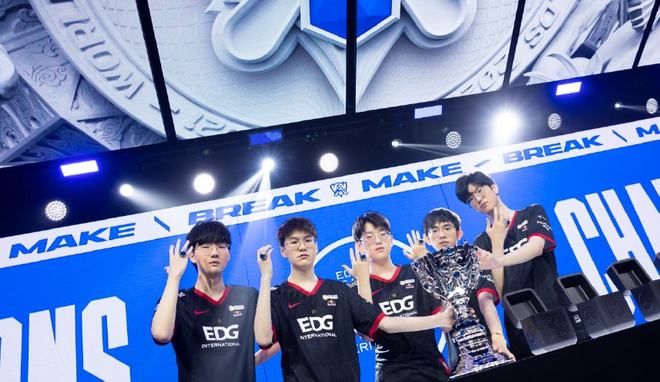 队配合和防 队配合和防