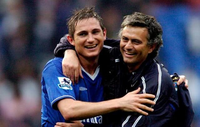 ❤️比尔与妻子举办婚礼 塔图姆沃尔出席 杜兰特气质担当抢镜