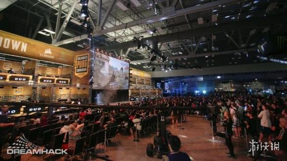 77亿美元 77亿美元