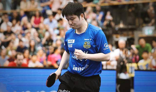 更是年轻球 更是年轻球