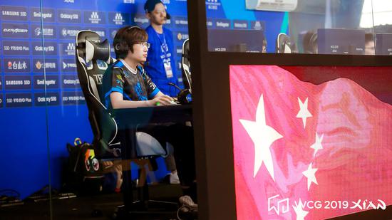 法媒：除齐米卡斯外马赛还有意埃莫森，他们正在评估选择